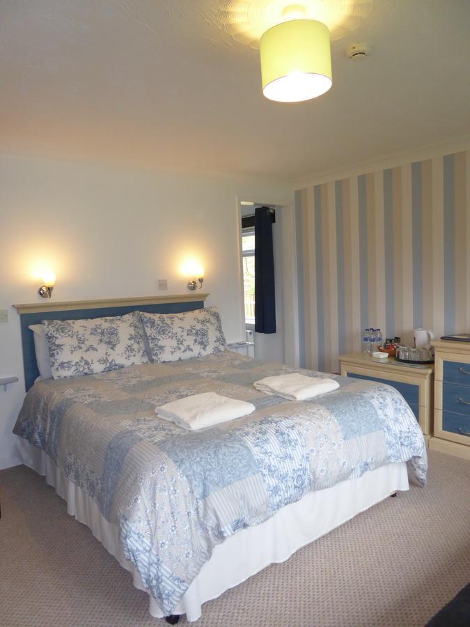 Neuadd Wen Guest House Carmarthen Dış mekan fotoğraf