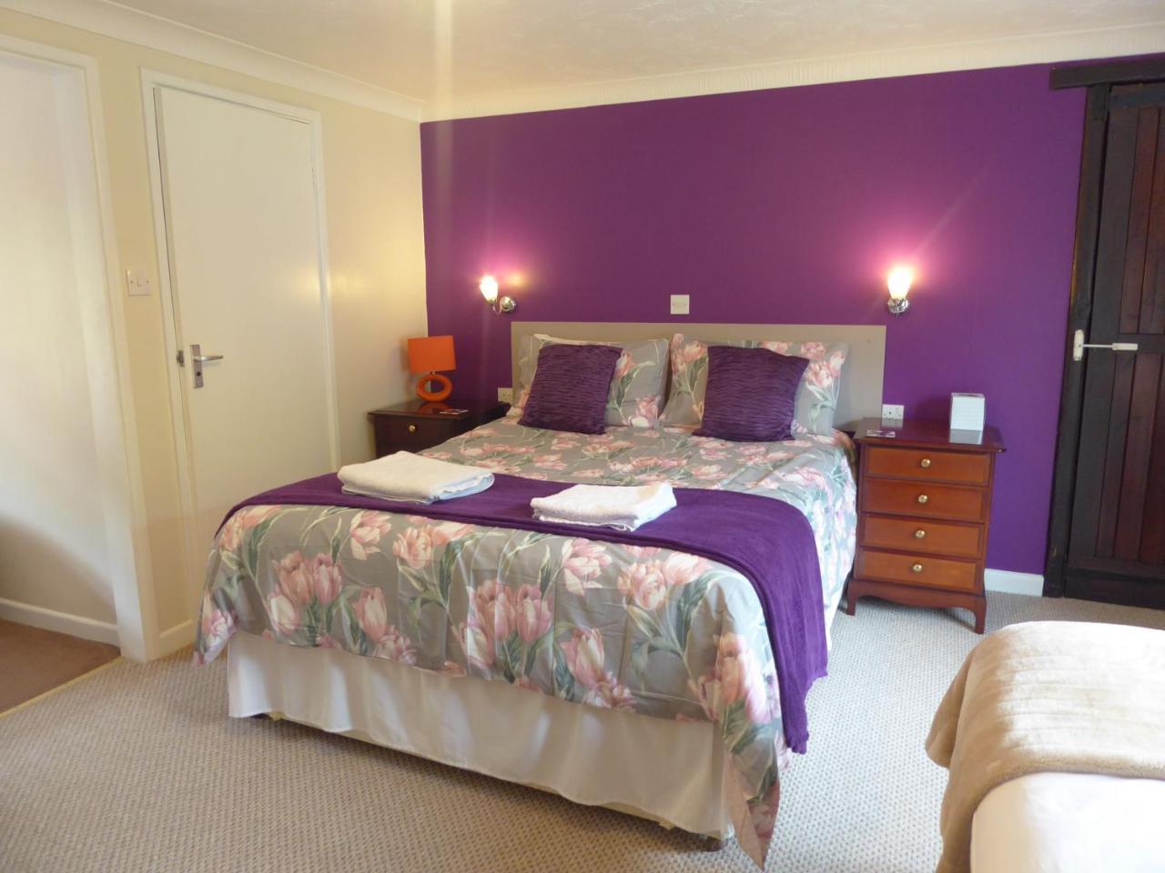 Neuadd Wen Guest House Carmarthen Dış mekan fotoğraf